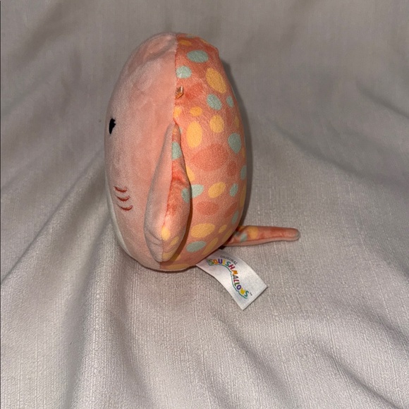 Original Squishmallows Stingray - Picture 4 of 5